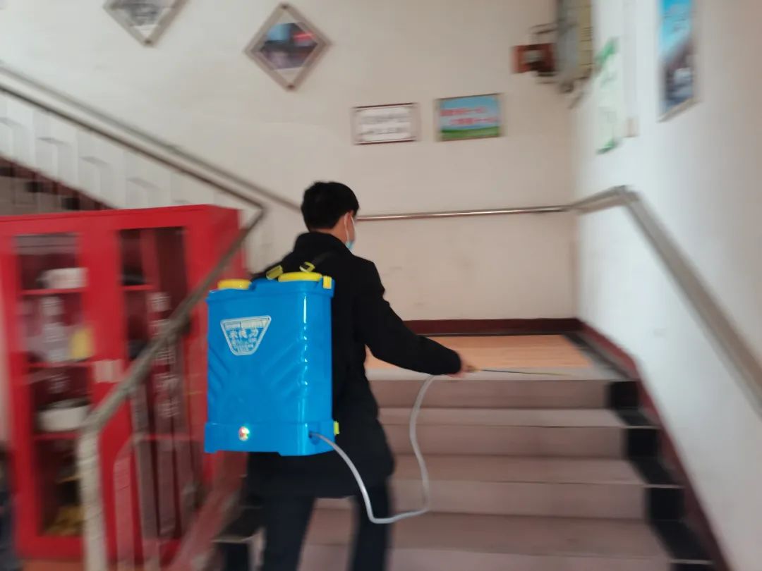 141627l9u1u4i86uoanuo4.jpeg