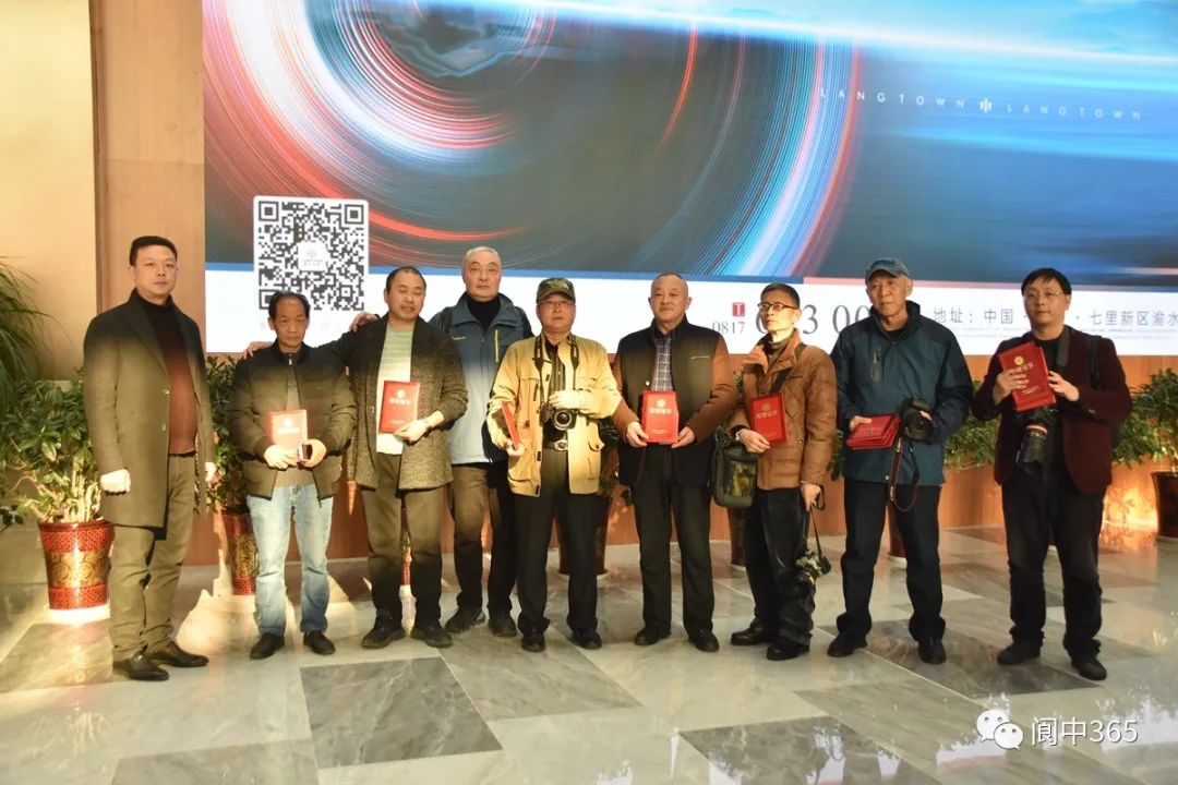 151119d1202rz4m4pdjr1l.jpeg
