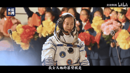 151301h30ypmmz6evlvllm.gif