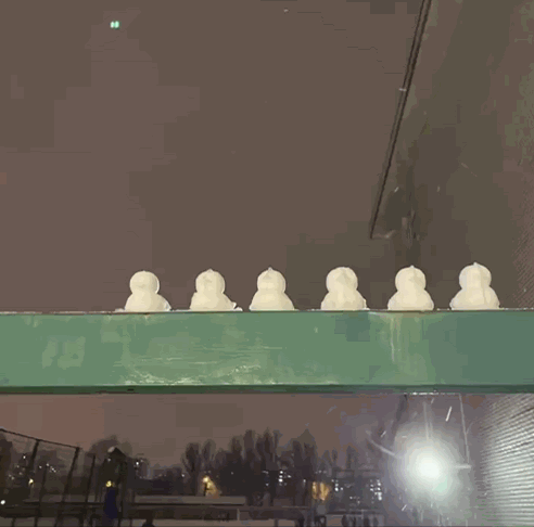 160026ie7k11uhumvzlkue.gif