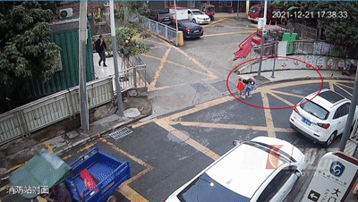 143553t9pm3zh98pnmix83.gif