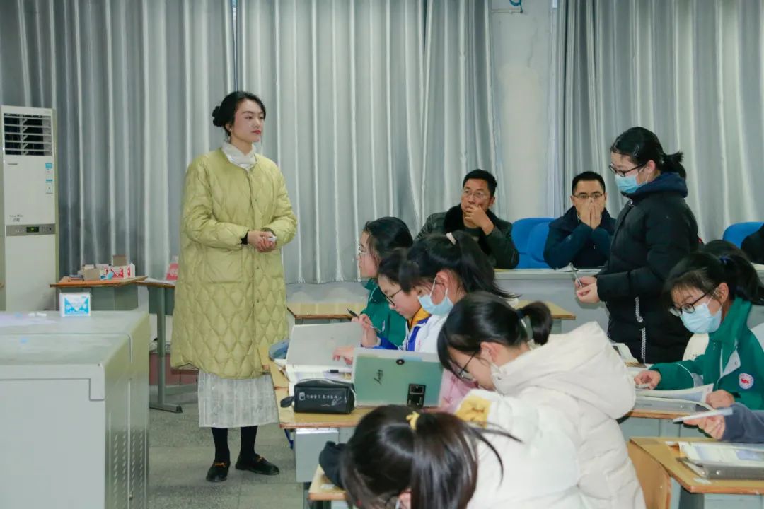 142831n7b3zbei685l455b.jpeg