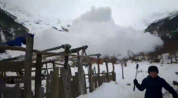 100745v6u04ku93yq6044w.gif