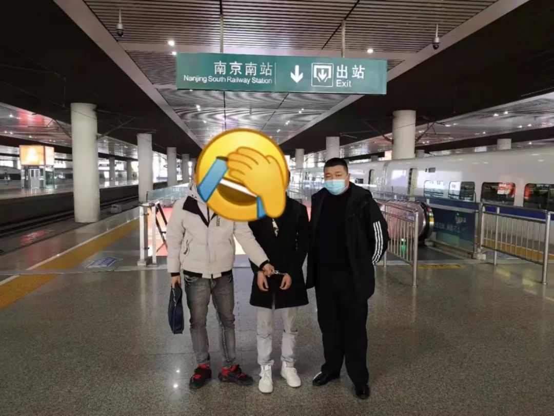 163209uyi1pkttfypeeye2.jpeg