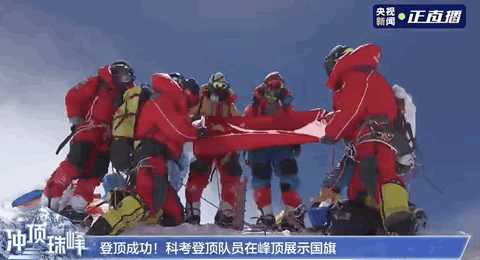 145225ci4ct1hlde1jetpl.gif