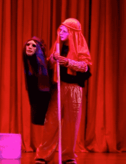 092402ill0me4l04emtv0p.gif