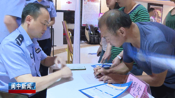 095907oz33a163isix3vqe.gif