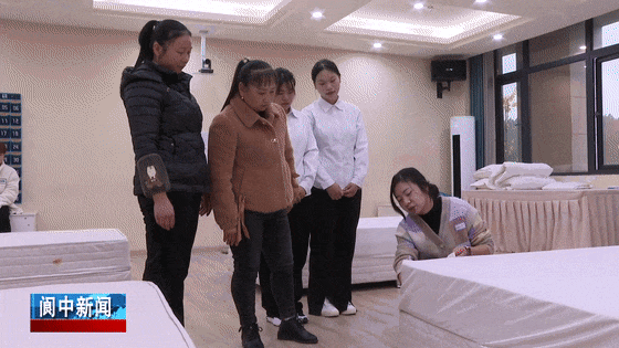 102501mzaakoz61qn6woee.gif