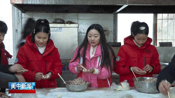 103937o4geh4fll4o3cofo.gif
