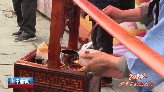 110714kge5behmbng3psz5.gif