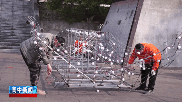 175109jdf5sld5d3segcll.gif